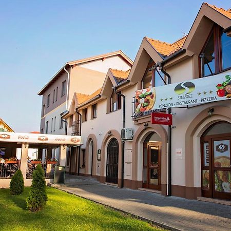 Penzion Stefarez New Veľký Meder Eksteriør billede